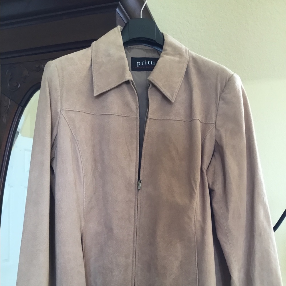 Suede jacket.
